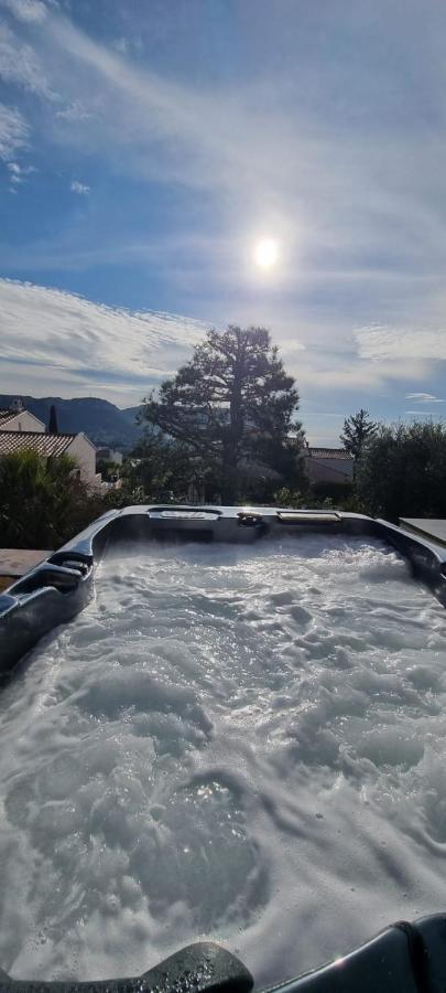 Rêves de vie studio Port pin hammam, jacuzzi, parking PRIVES Cassis Exterior foto